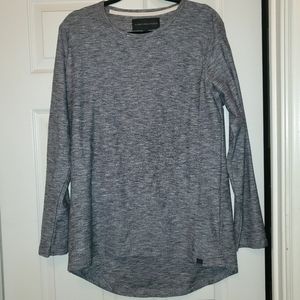 ❣️SALE❣️ Signature Studio Gray Long Sleeve Shirt | Medium